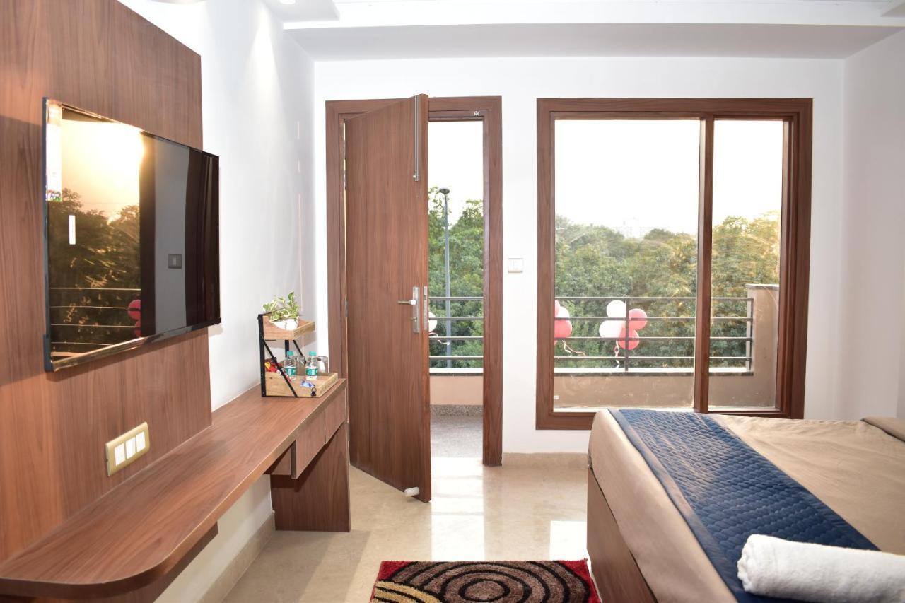 Qotel Hotel Signature Bnb-Ashok Vihar New Delhi Extérieur photo