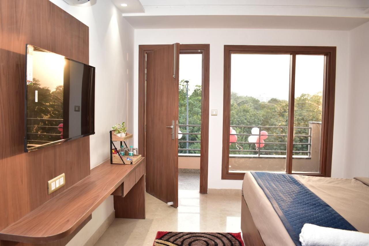 Qotel Hotel Signature Bnb-Ashok Vihar New Delhi Extérieur photo