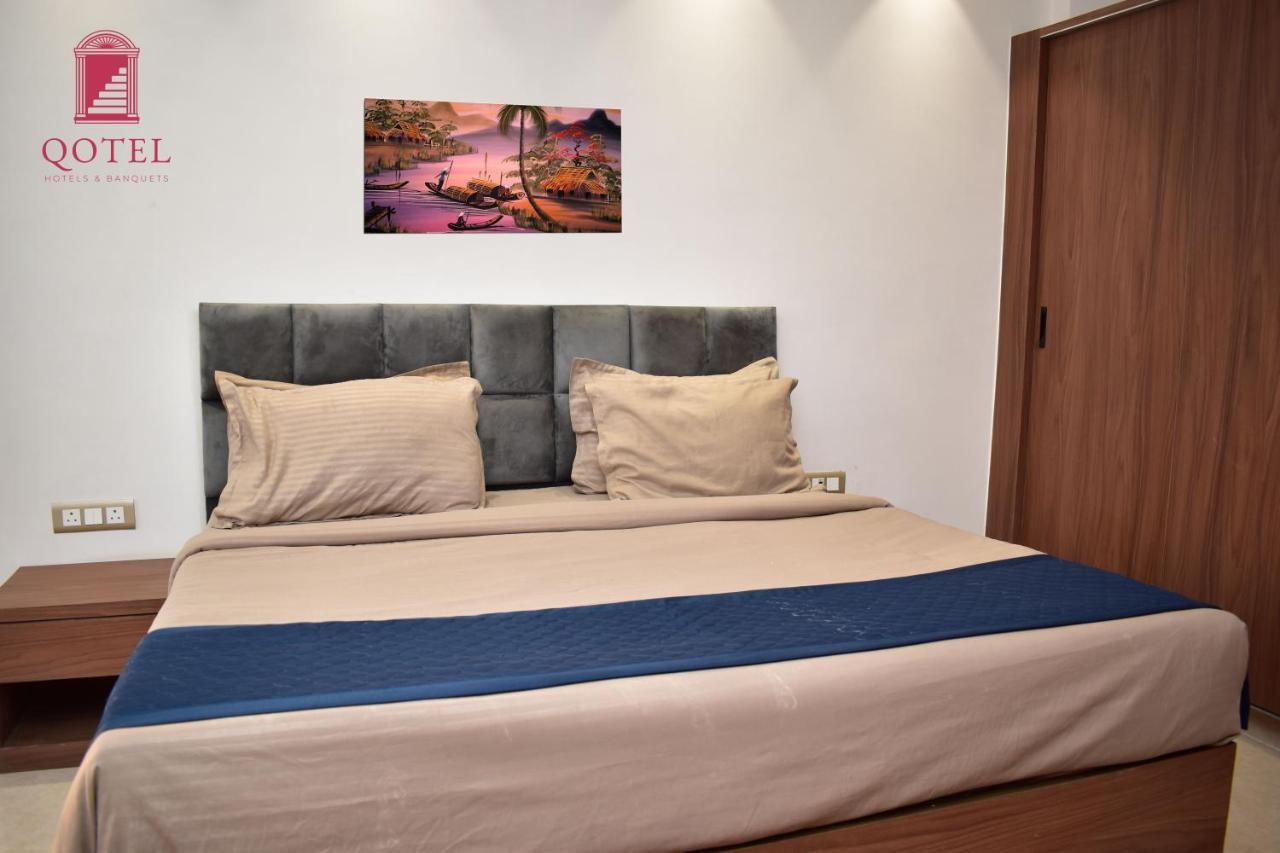 Qotel Hotel Signature Bnb-Ashok Vihar New Delhi Extérieur photo