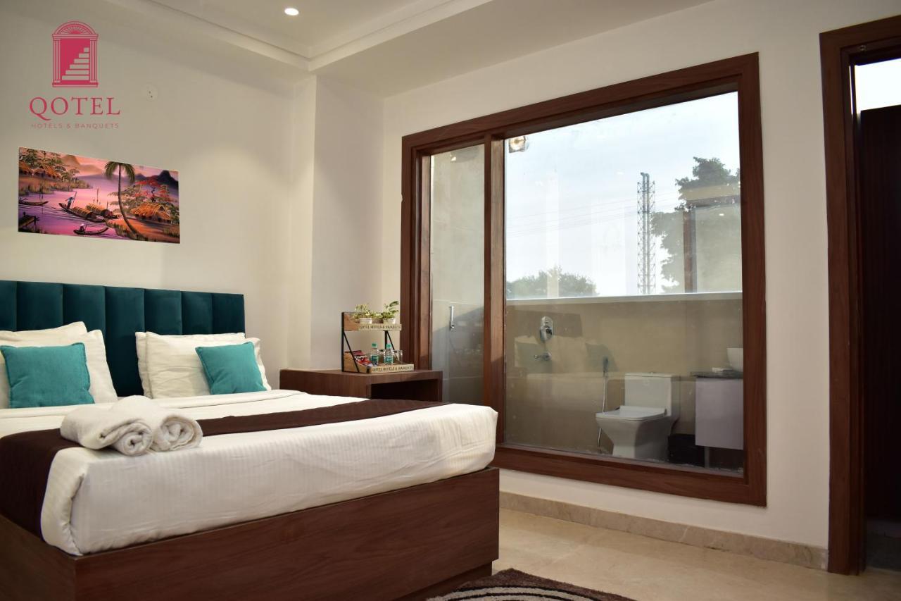 Qotel Hotel Signature Bnb-Ashok Vihar New Delhi Extérieur photo