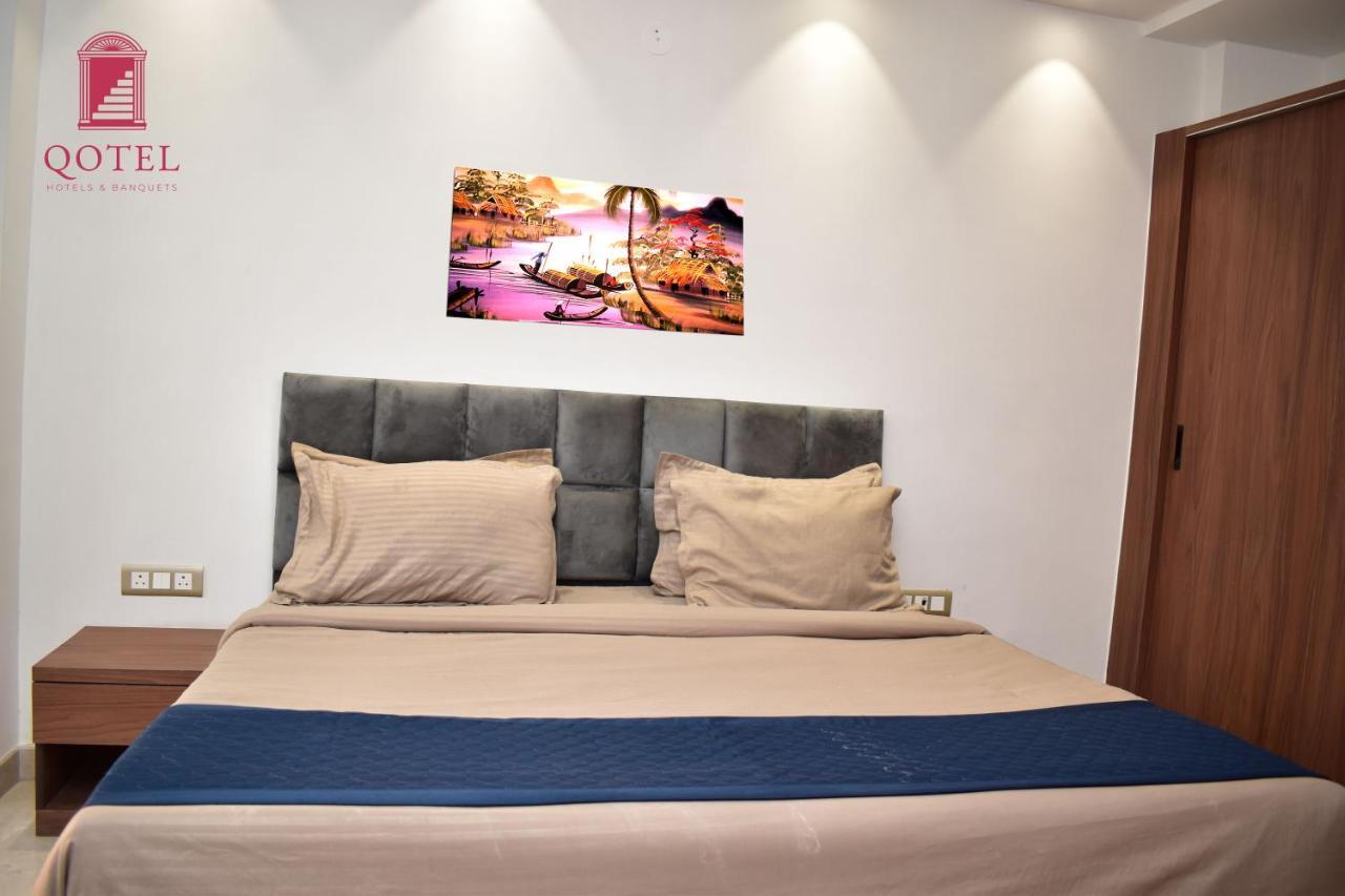 Qotel Hotel Signature Bnb-Ashok Vihar New Delhi Extérieur photo