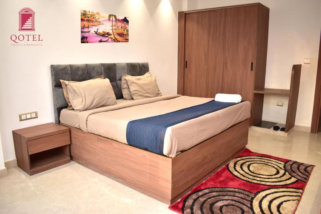 Qotel Hotel Signature Bnb-Ashok Vihar New Delhi Extérieur photo