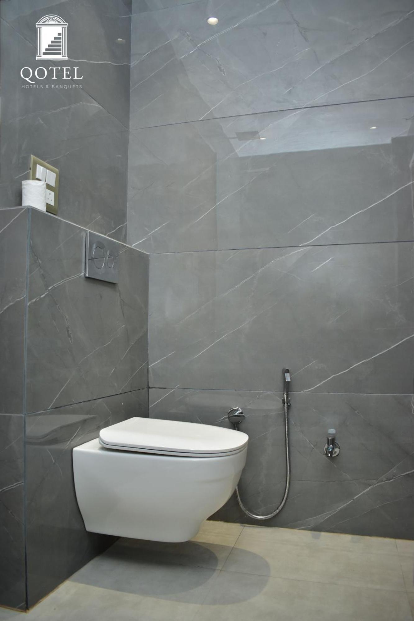 Qotel Hotel Signature Bnb-Ashok Vihar New Delhi Extérieur photo