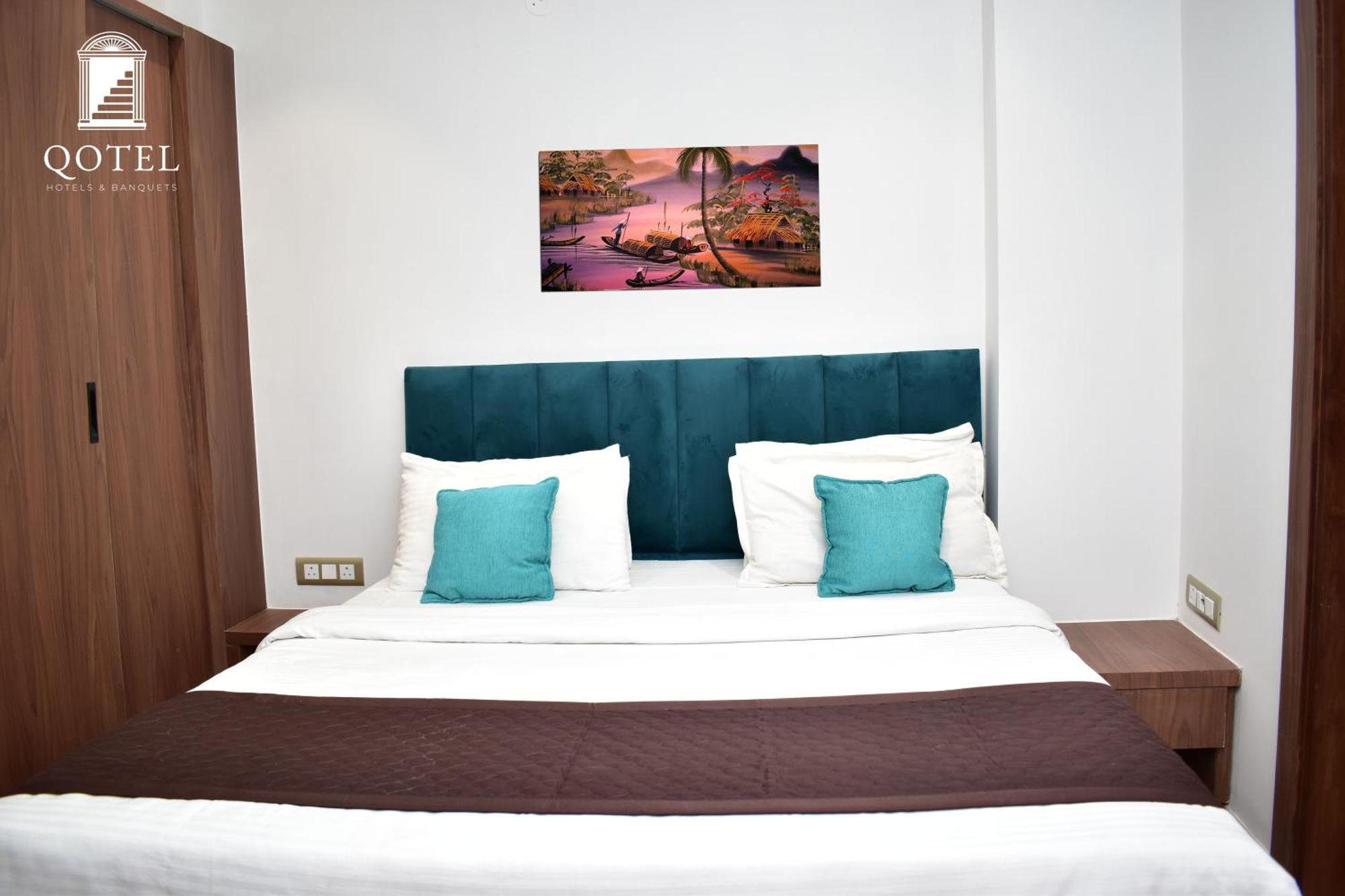 Qotel Hotel Signature Bnb-Ashok Vihar New Delhi Extérieur photo